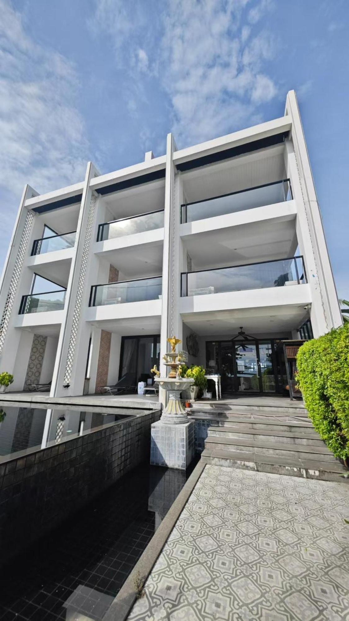 See Sea Villa Hotel Patong Екстериор снимка