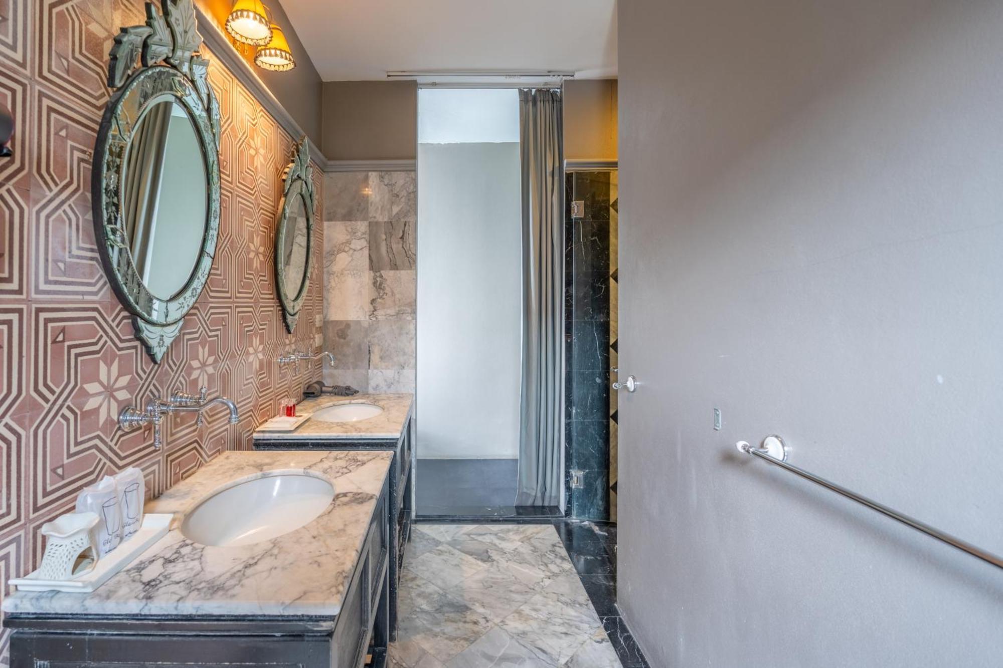 See Sea Villa Hotel Patong Екстериор снимка